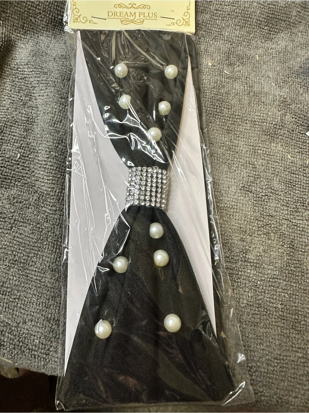 Black Pearl & Rhinestone Hair Accessory